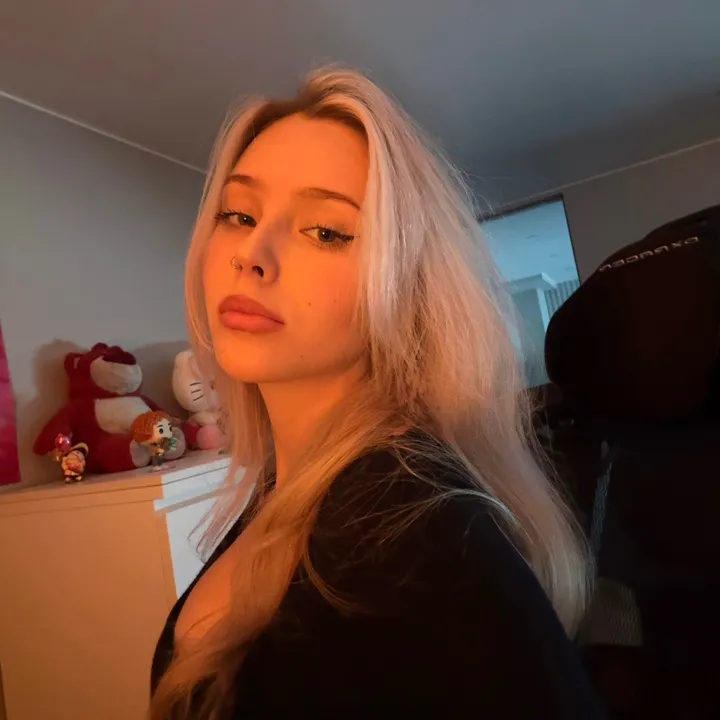 useraxurie719f