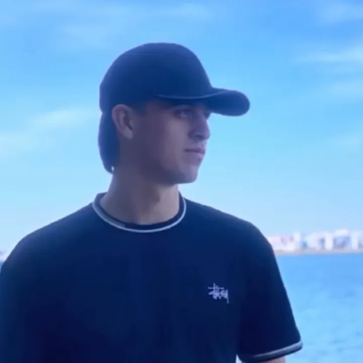 @xusravm