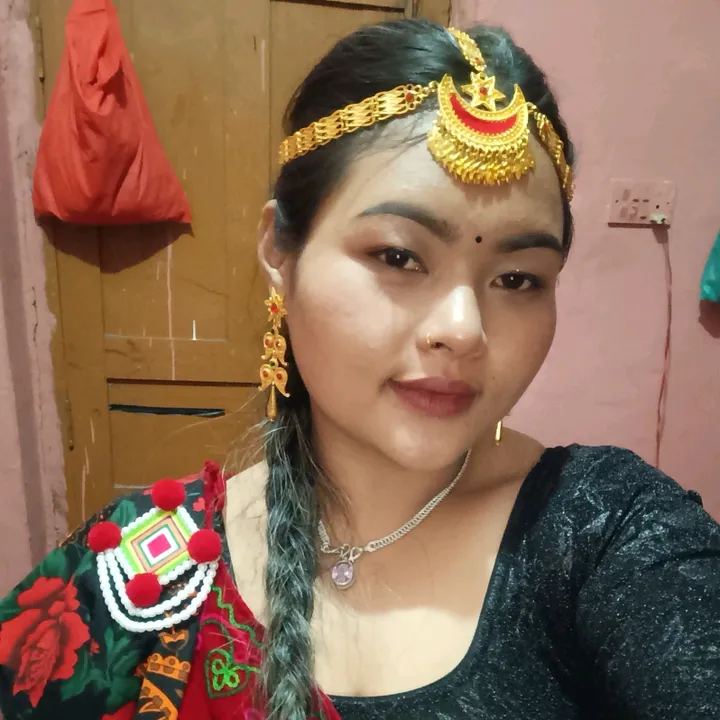 @asmika405