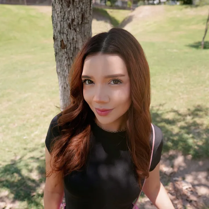 @melissadomm