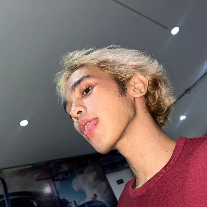 @ayowkey_