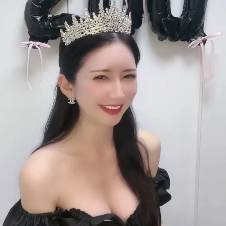 @yunchenny