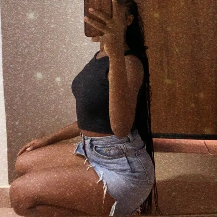 @classy_feyi