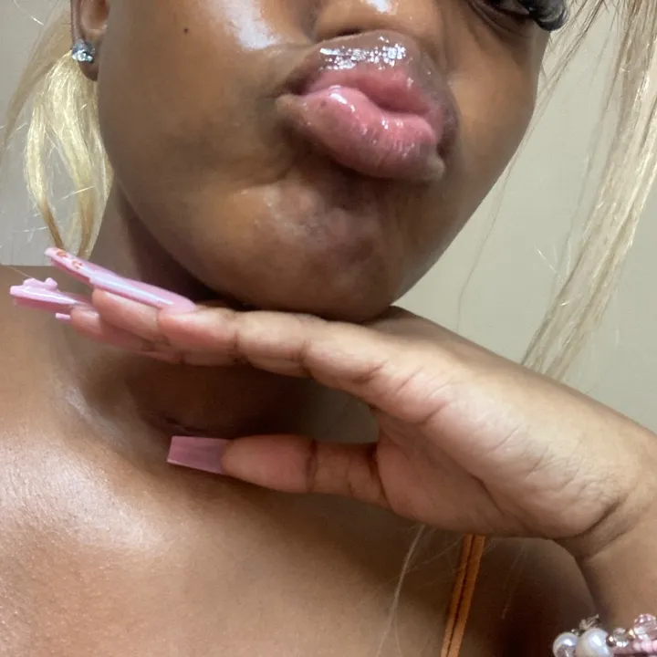 @yourfavdigitalhousewife