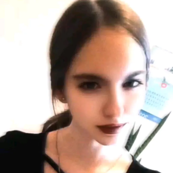 nika_gai856