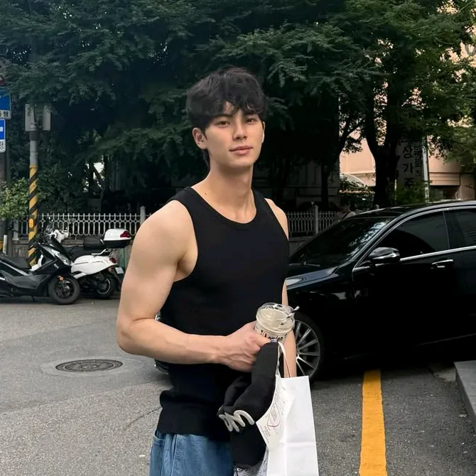 @rjy.ay