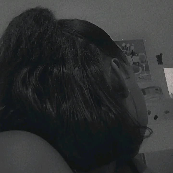 @junia0280