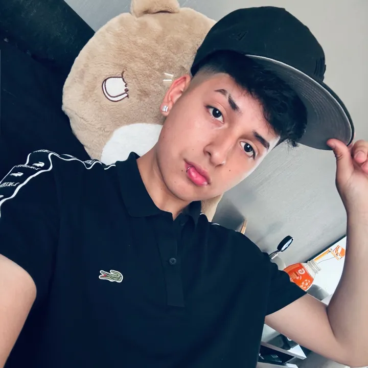 @onlybenjaa