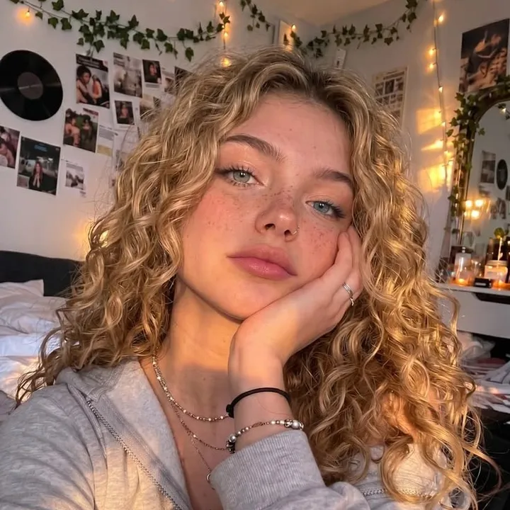 @aalice_lizz