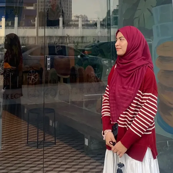 @amnizahariii