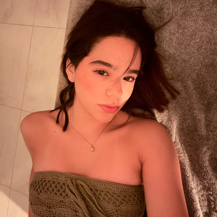@camcamilitaa_