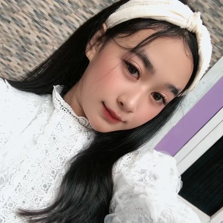 @mozaredvelvet