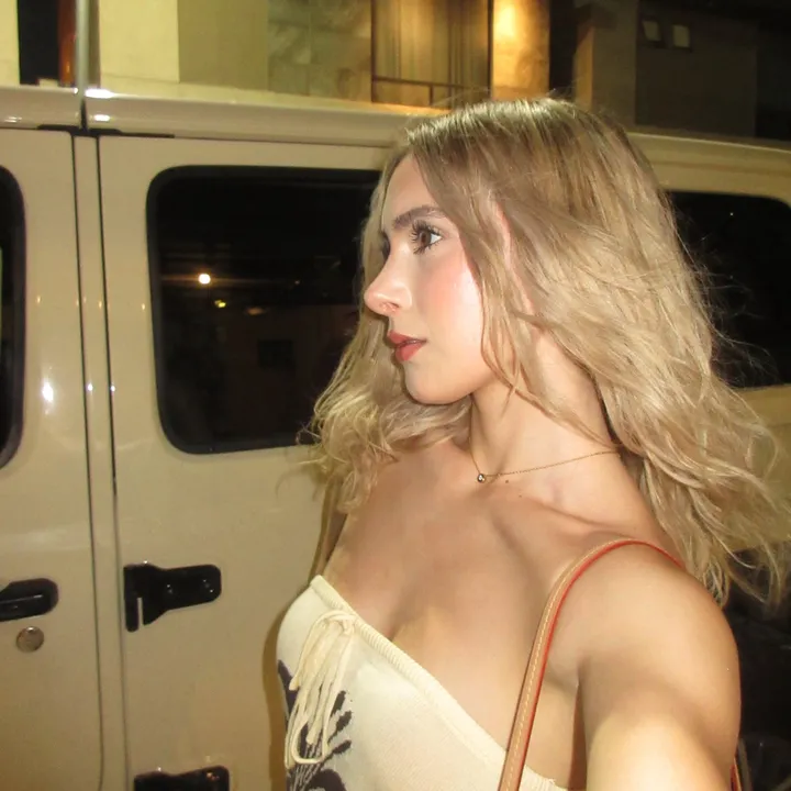 @dafnnejm