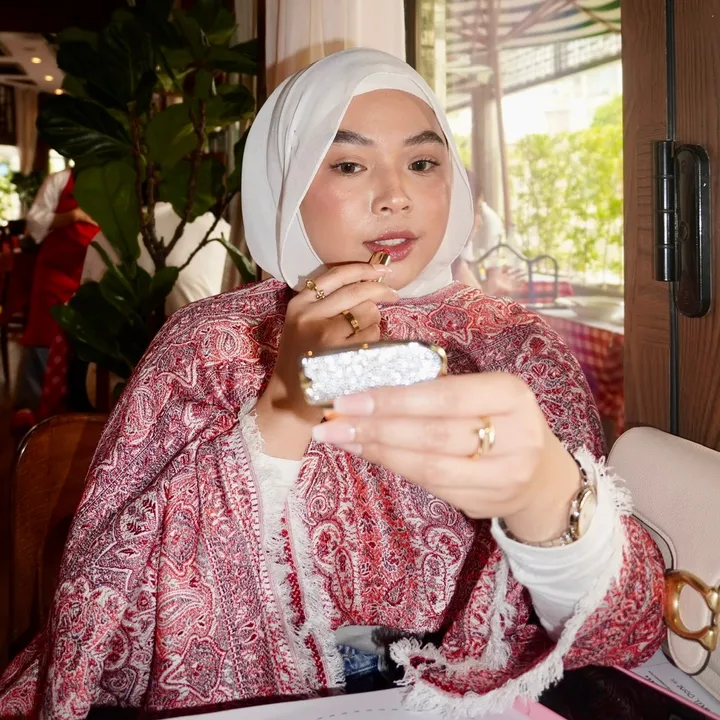 @aizaabagawi