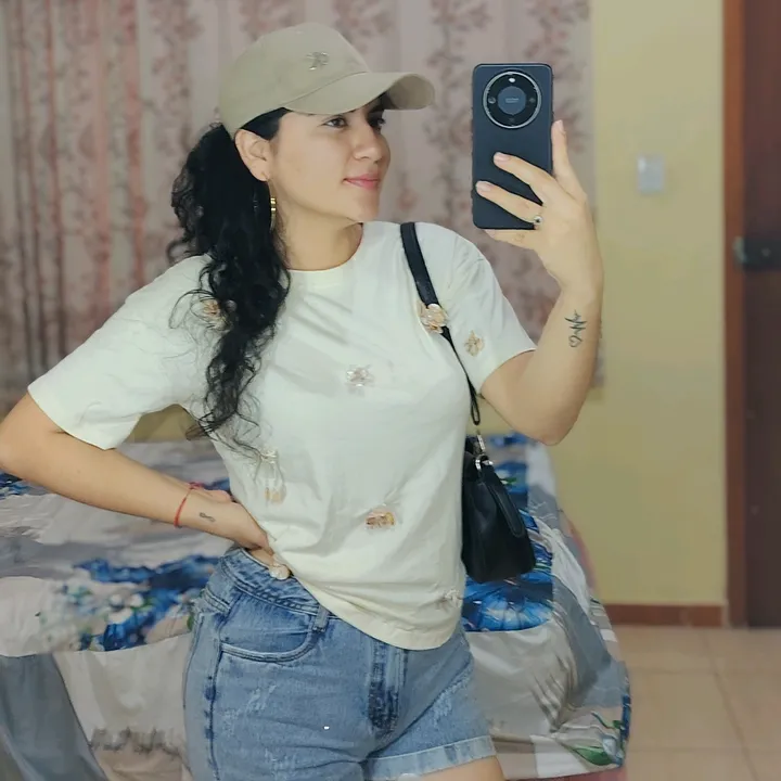 @kariqueen25