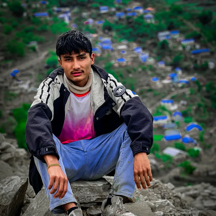 @anmolthapa125