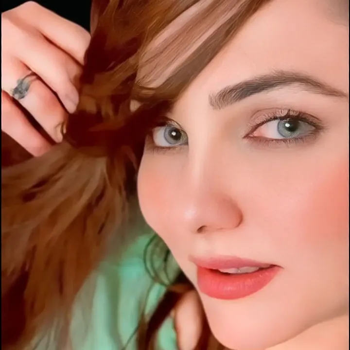 @hoorain10.5