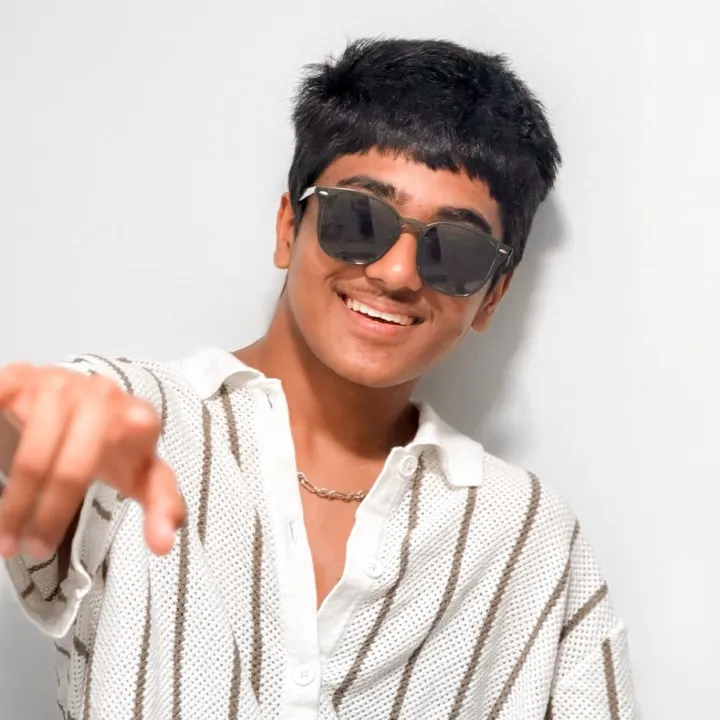 @varshan_vachu