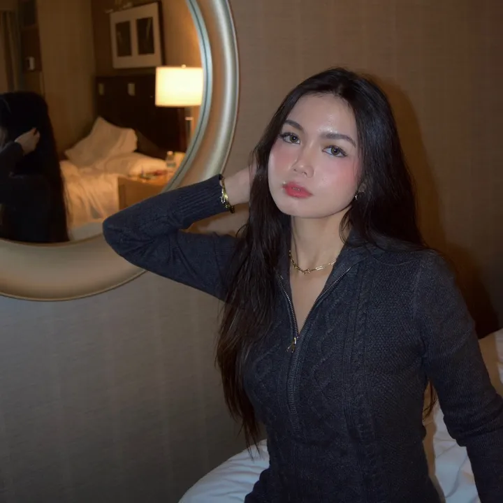 @rosevictoria_