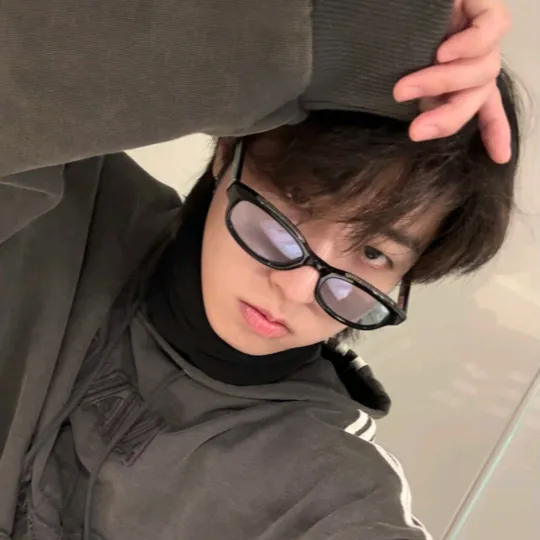 @ihyun1n