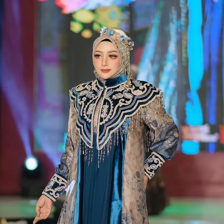 @neyashari