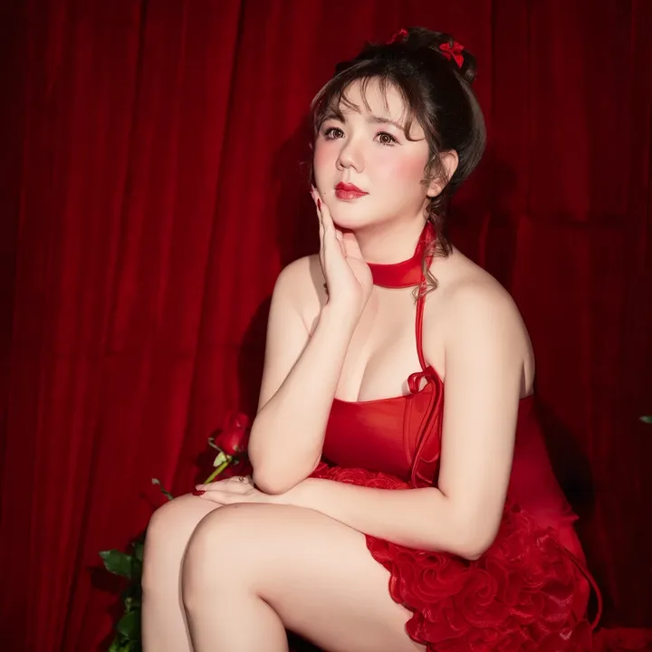 @thinthiriaung