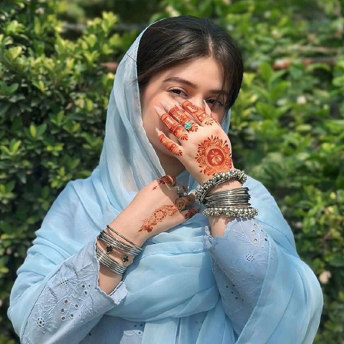 sairakhan1671