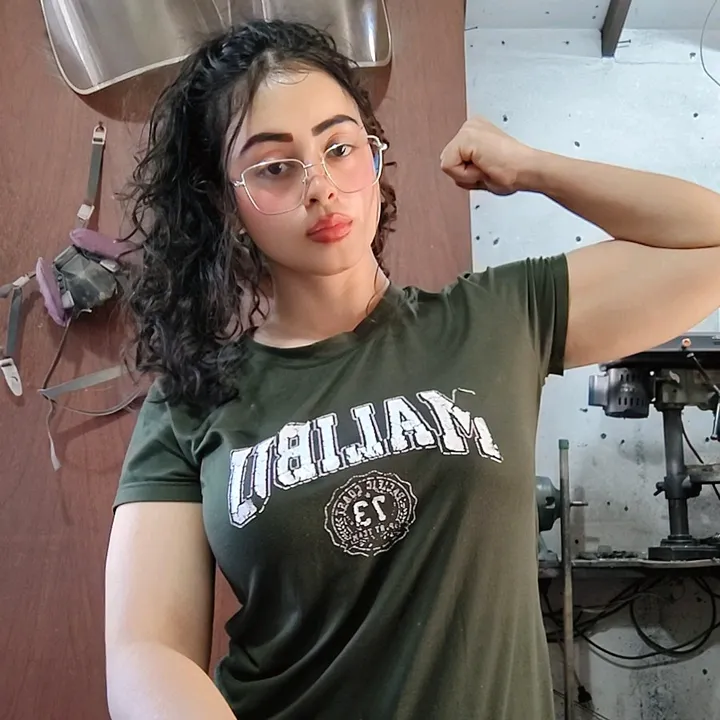 @danielaangelr