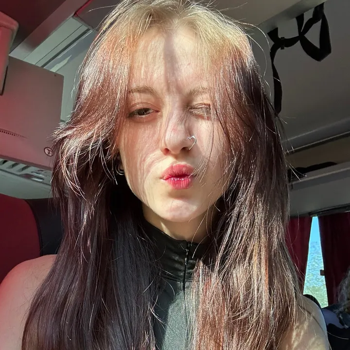 @lina_naxx