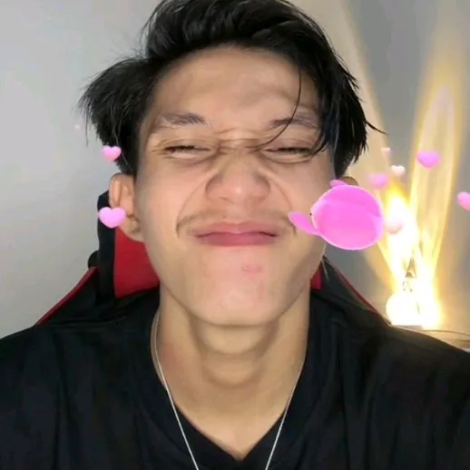 putri_111222999