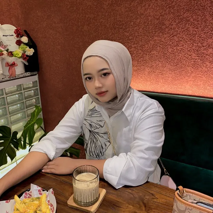 @yuniarpuspaayu