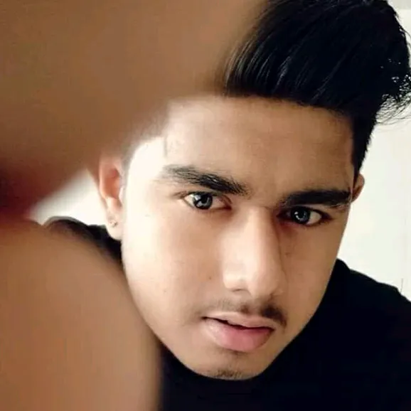 @praveen_prajapati123