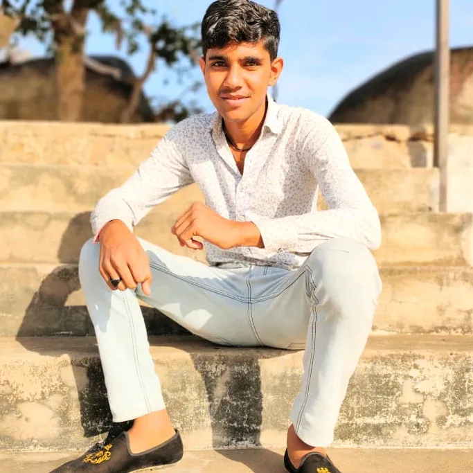 royalrabari_999