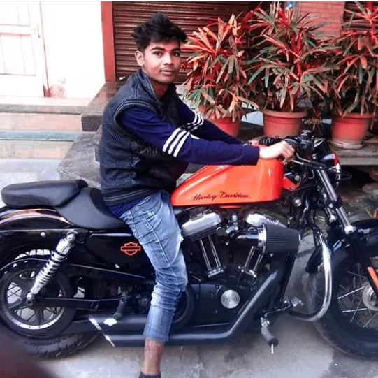smart__raaja_damor