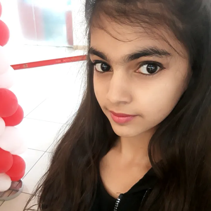 @cutieneha6309