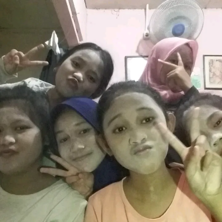 @aisahrifany76