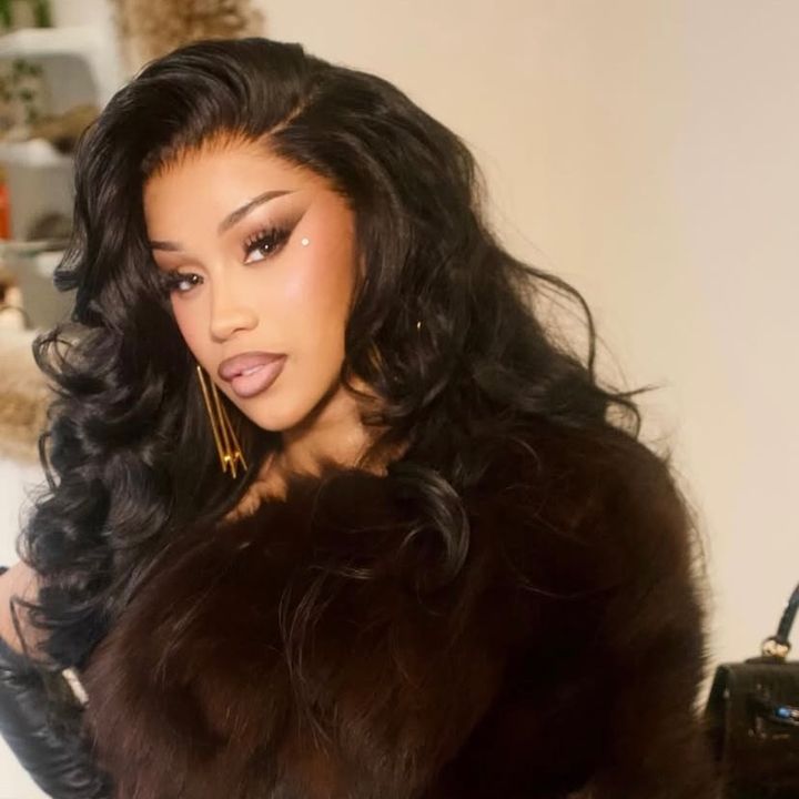 cardi_b257