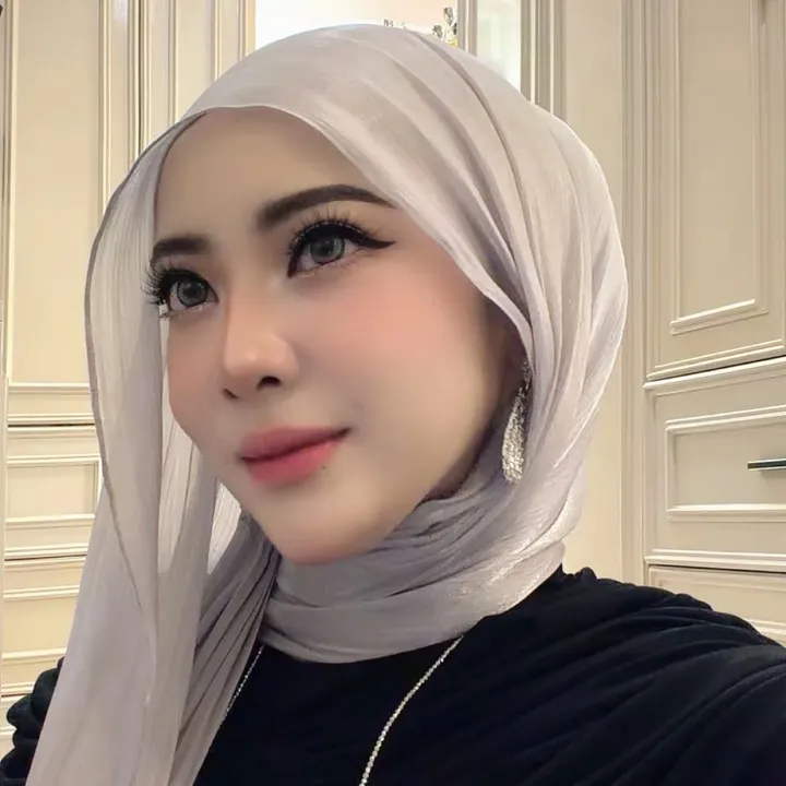 farahinrukman_mua
