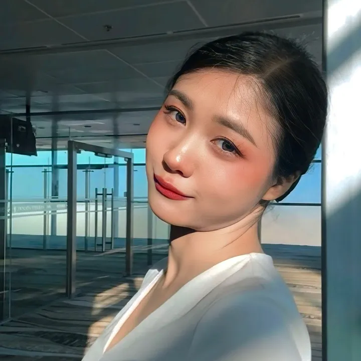 @gracewithhnin