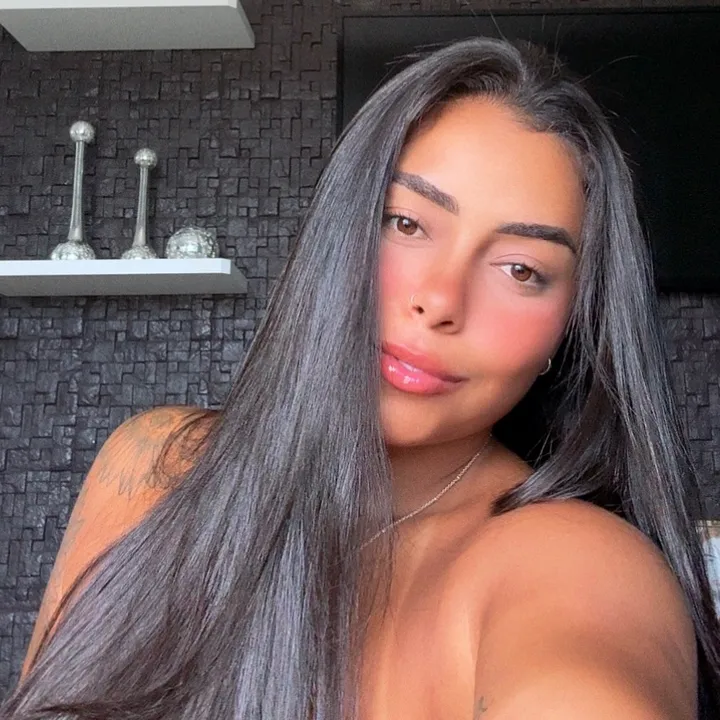 @layla.dutra