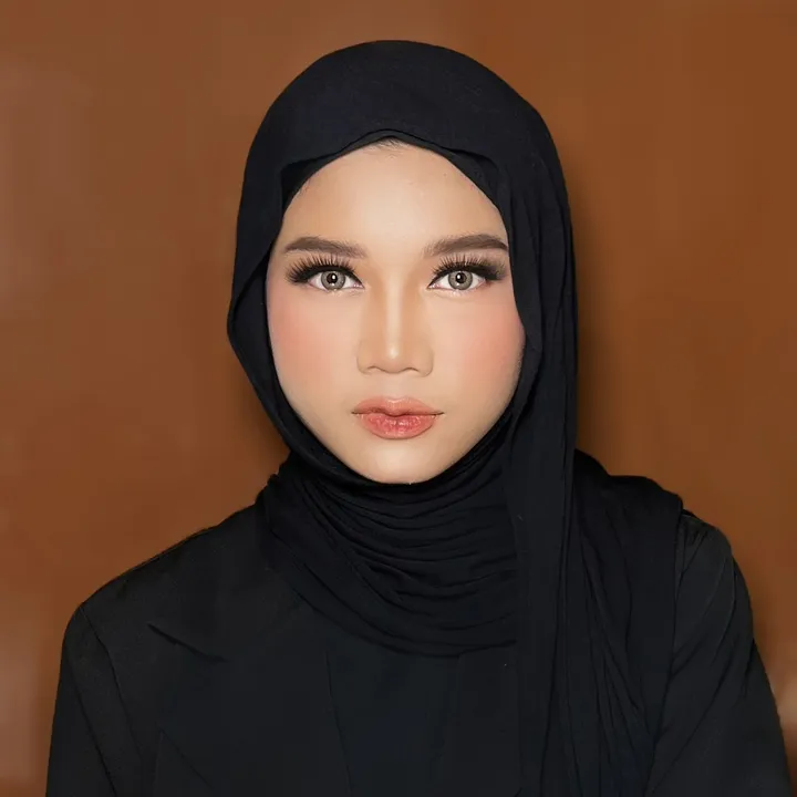 @d.e.v.makeup