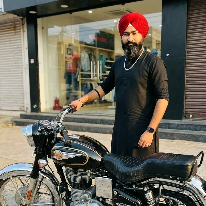 @itz_gurdev_choudhary