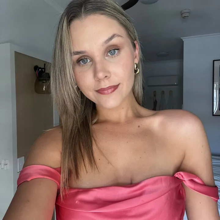 @alieshagolden