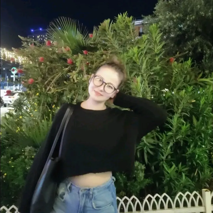 @janovaaa_samira