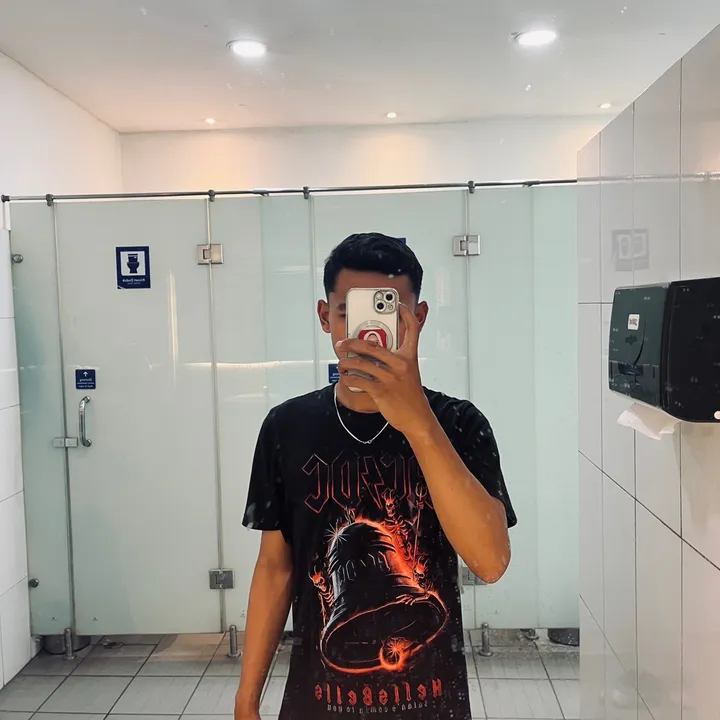 @frelzzz0