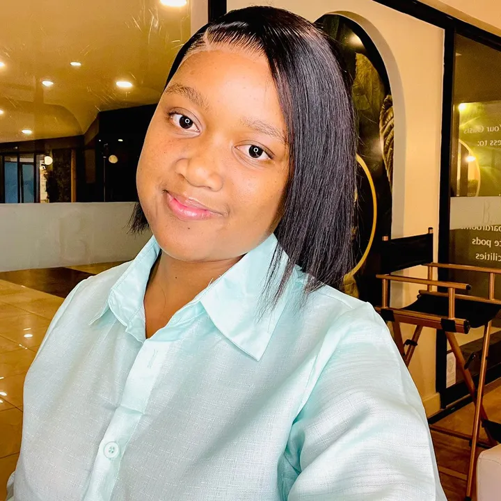 @ayanda.nhlosenhle