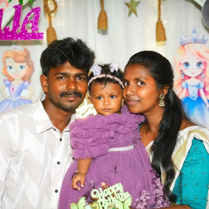 @tharanytharu33
