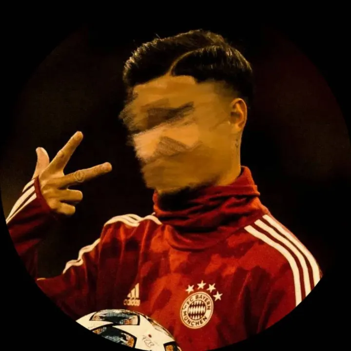 @smefootballl0