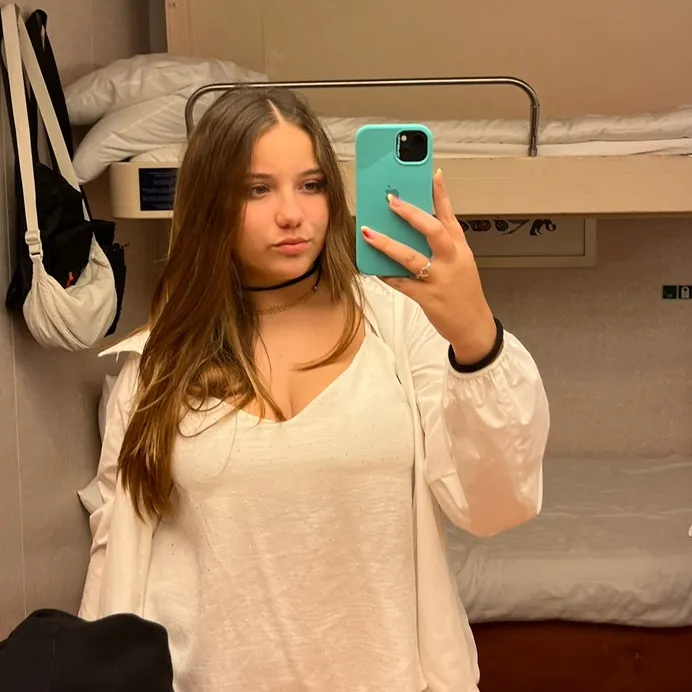 zoeberenice_