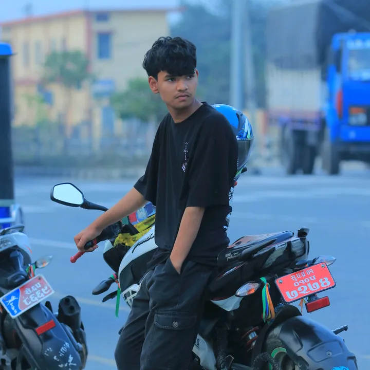 @ra_kesh_bishwokarma